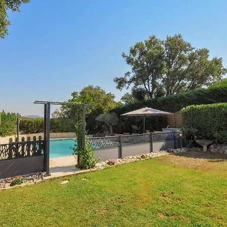Holiday home 4 Bedroom Amazing In *