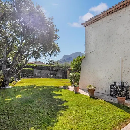 Holiday home 4 Bedroom Amazing In Frejus