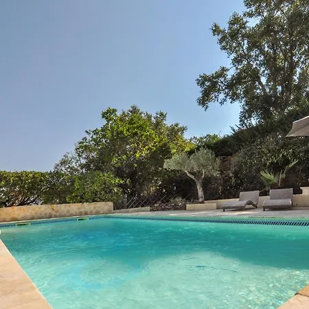 Holiday home 4 Bedroom Amazing In *